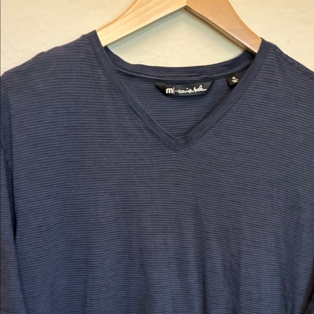 Men's Navy Travis Mathew striped V- Neck T-Shirt XL